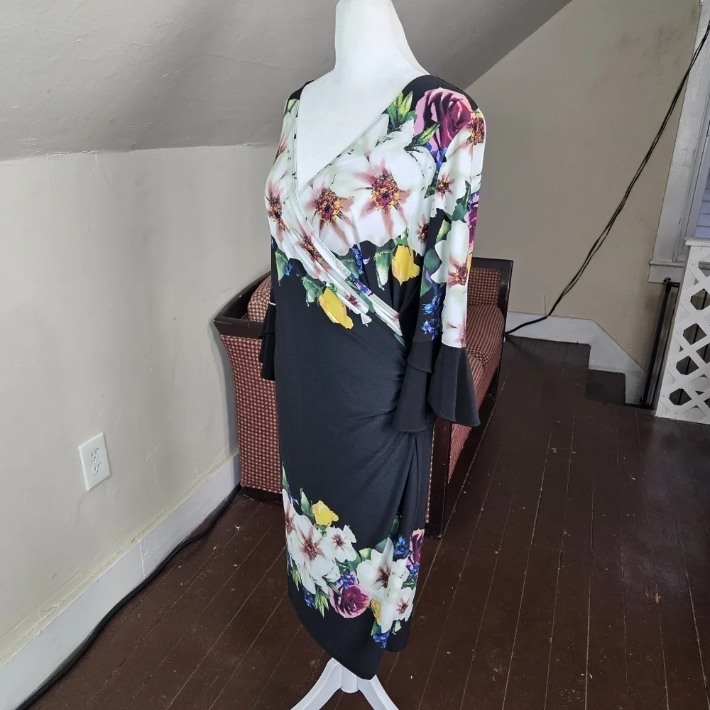 Joseph Ribkoff Floral Black Sheath Dress Women’s Size 10 Bell Sleeve V-Neck Midi